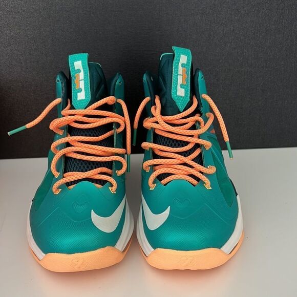 Lebron 10 GS ‘Miami dolphins’ Nike sneakers - Picture 2 of 10